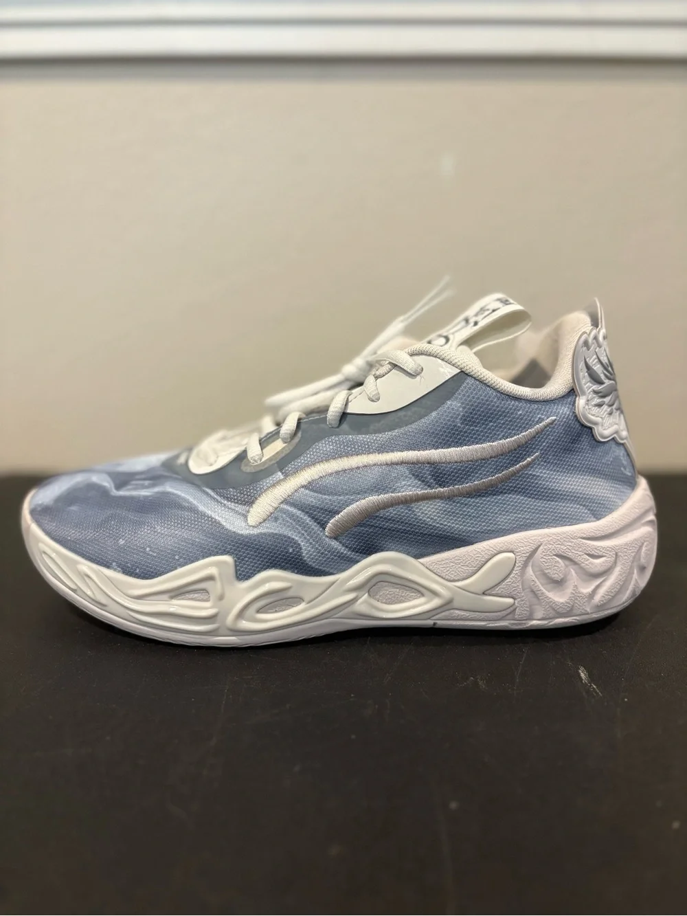 Puma Lamelo Ball MB.04 Lo Team 312174-03 Feather Grey Basketball Shoe Mens Sz 7